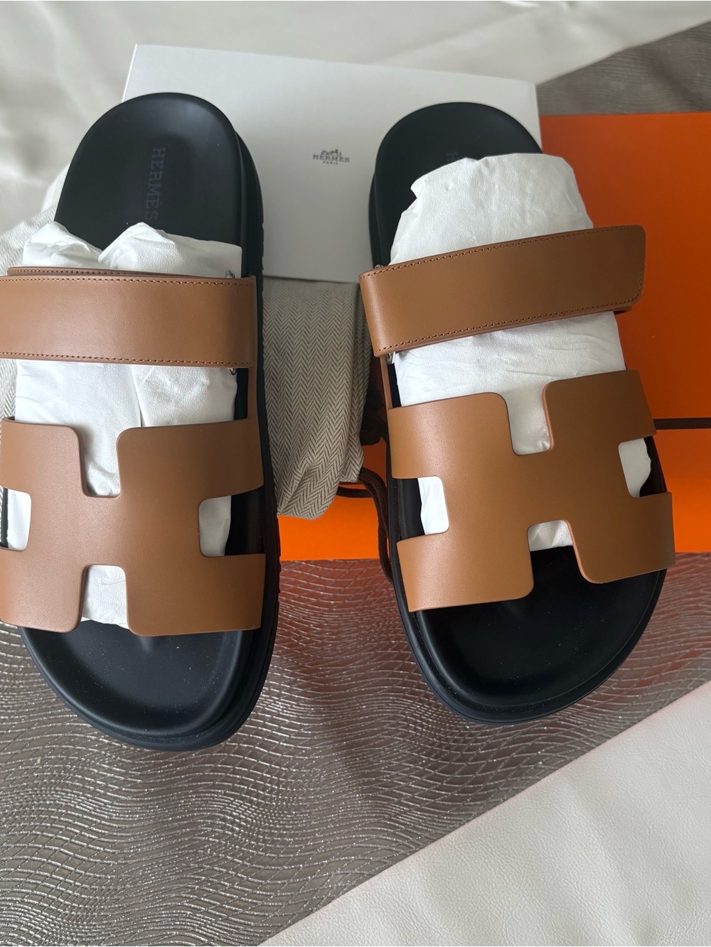 women’s Hermes Tan Leather Chypre Sandals size 39. Brand new. Never worn